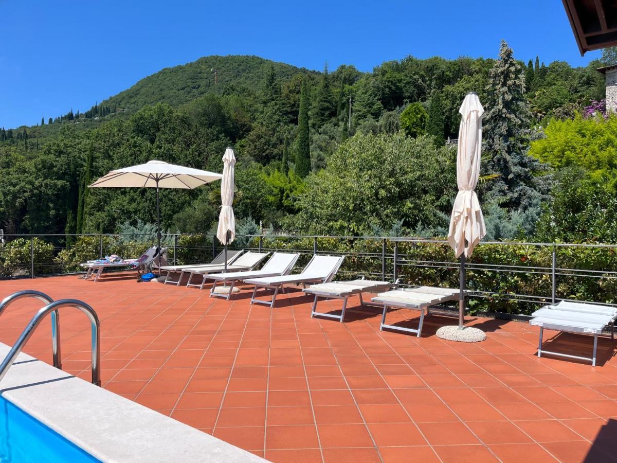 Feli Holiday Home - Panoramic Pool Lake View In 加尔多内-里维耶拉 外观 照片