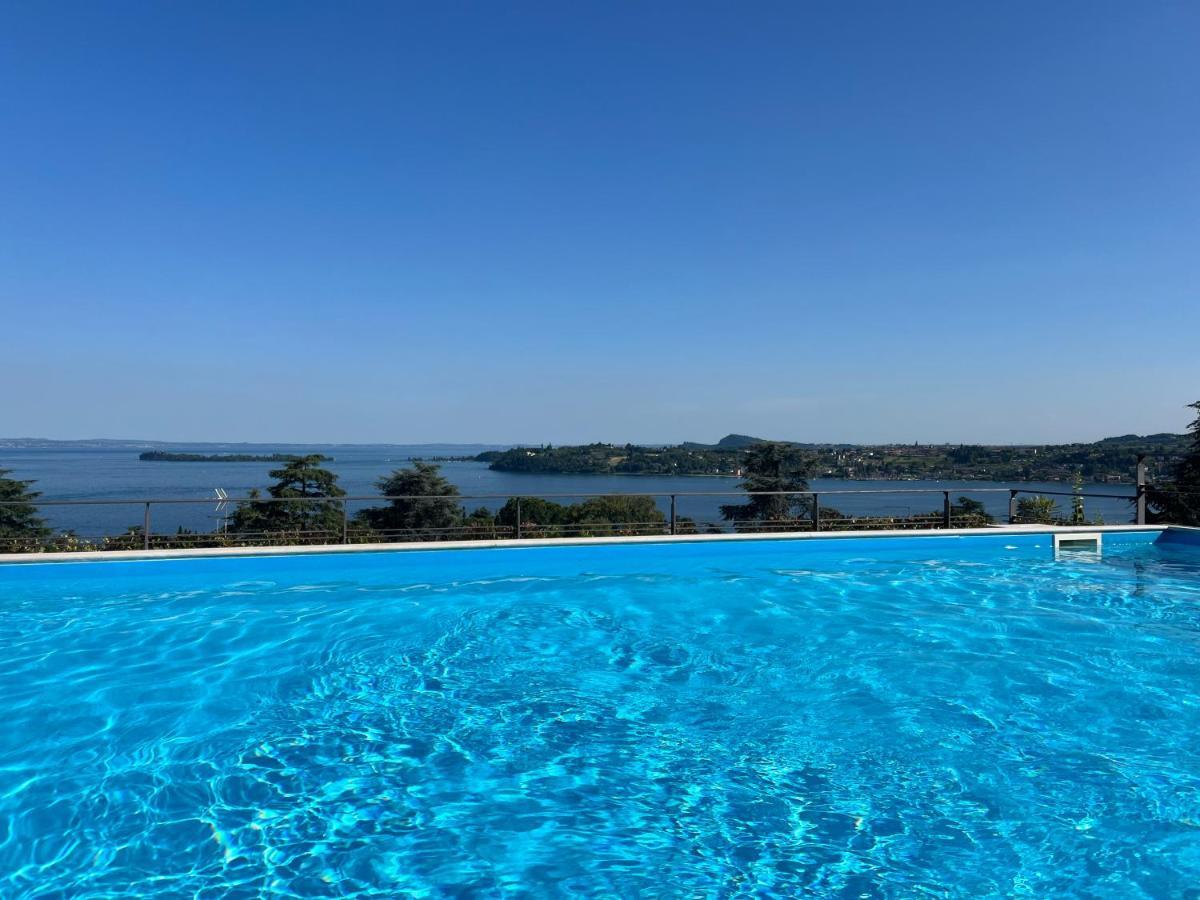 Feli Holiday Home - Panoramic Pool Lake View In 加尔多内-里维耶拉 外观 照片