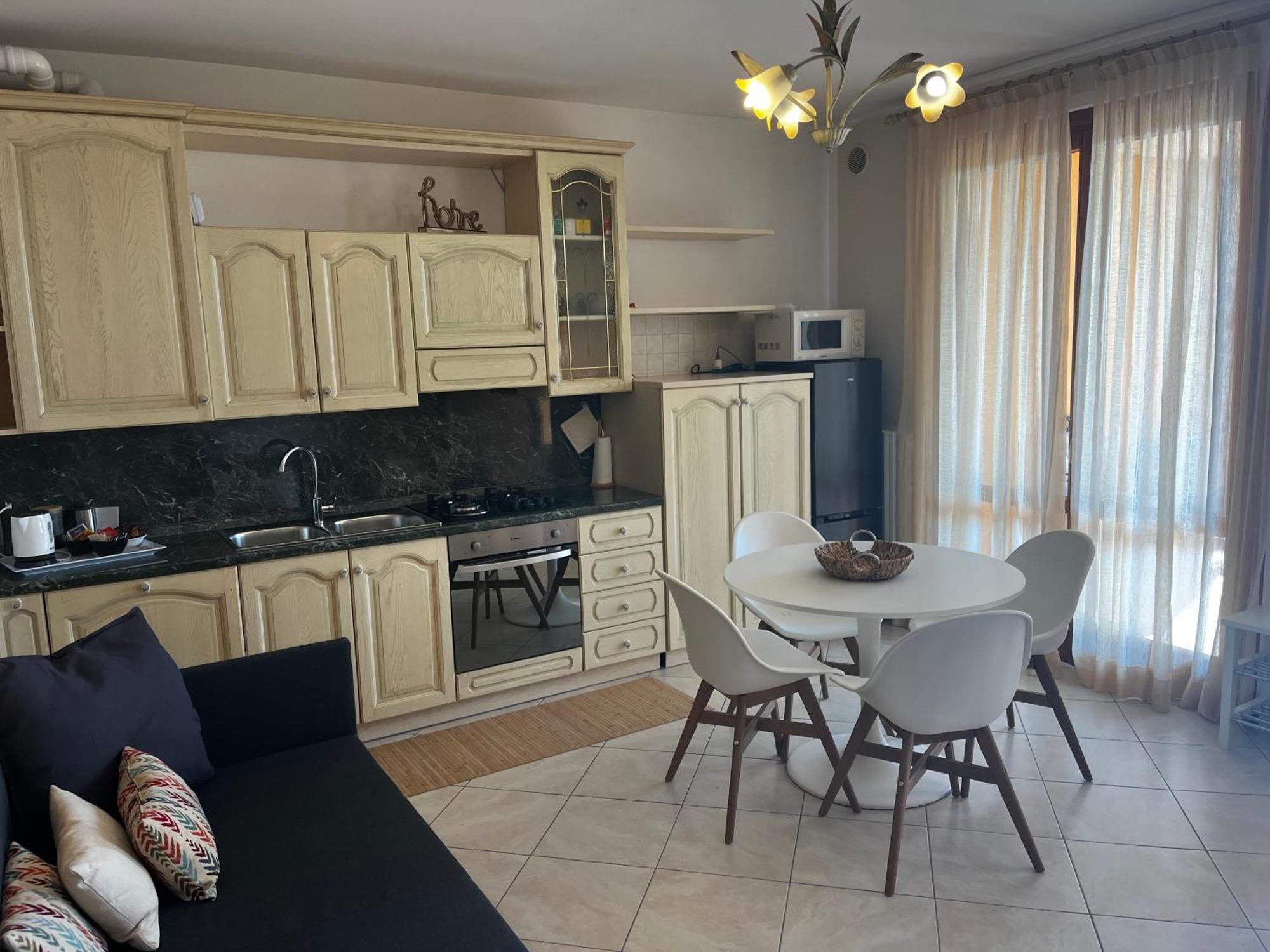 Feli Holiday Home - Panoramic Pool Lake View In 加尔多内-里维耶拉 外观 照片