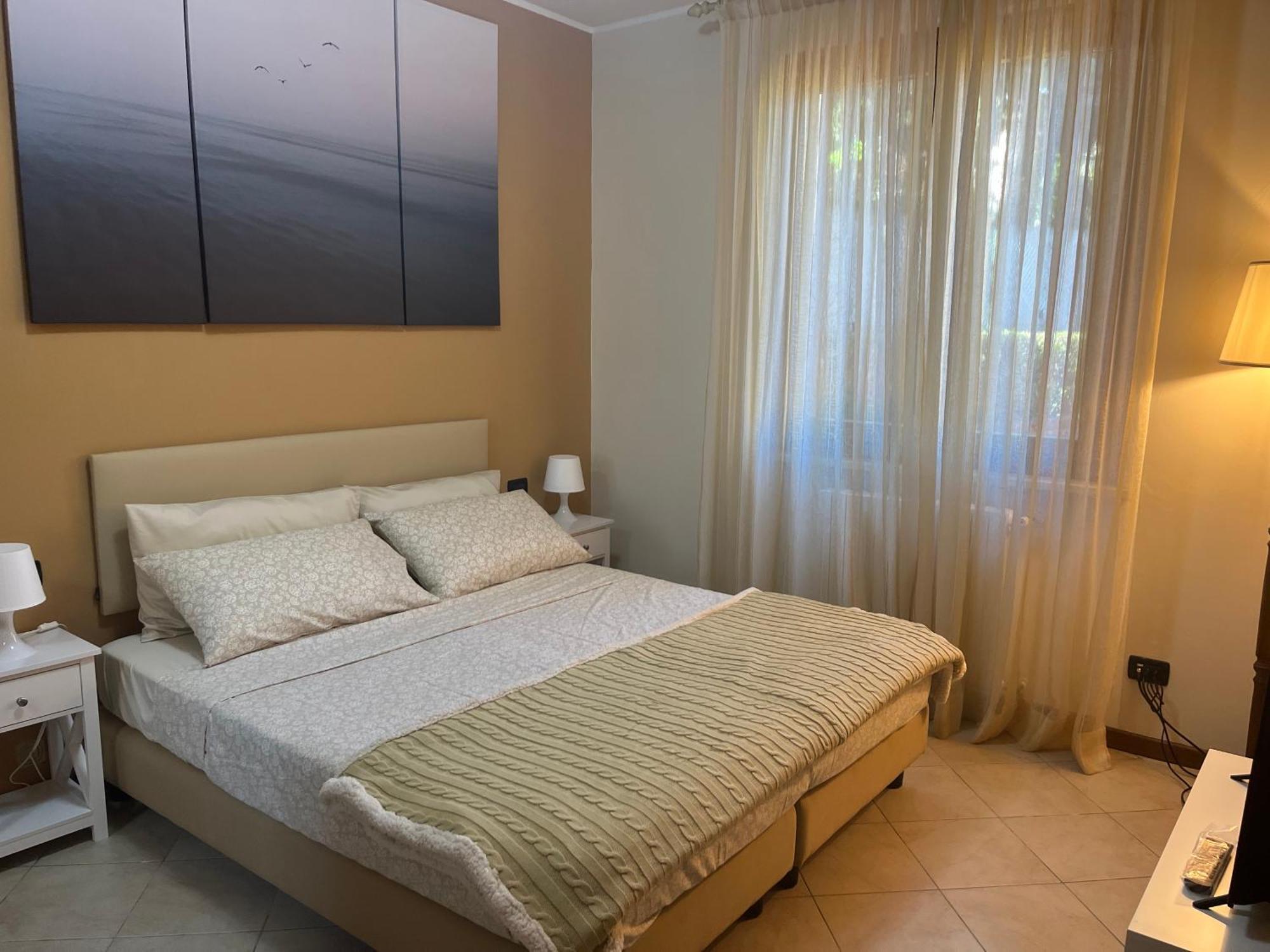 Feli Holiday Home - Panoramic Pool Lake View In 加尔多内-里维耶拉 外观 照片